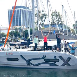 Skipper/instructor Greg and crew/students for ASA 104/114 setting sail aboard the beautiful La Mer. Skipper/instructor Greg and crew/students for ASA 104/114 setting sail aboard the beautiful La Mer.