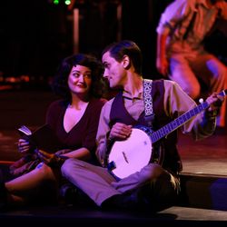Shadowbox Live - Bonnie & Clyde