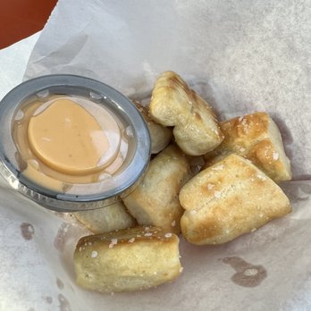 Arsenal Taproom + Kitchen - Pretzel bites with beer cheese - American Near Me - Augusta, Georgia