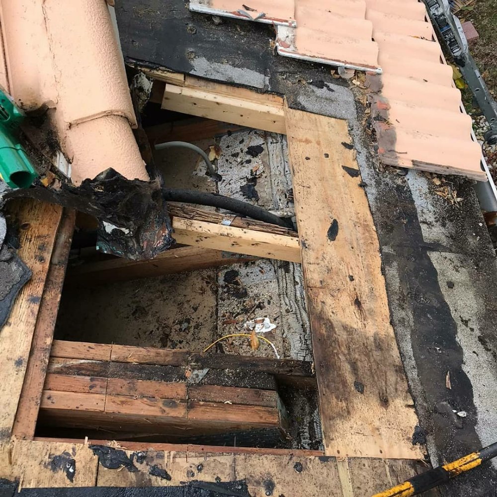 Slide of Golden Key Roofing