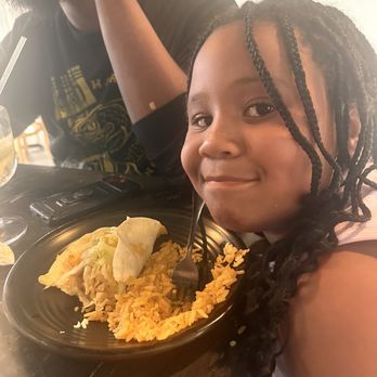 Los Compadres Restaurant - Kids chicken taco - Mexican Near Me - Cumming, Georgia