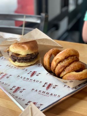 Farmhaus Burger by null
