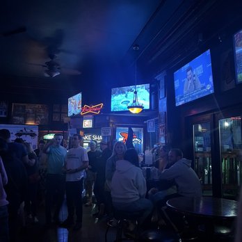 Sluggers World Class Sports Bar - inside - Sports Bars Near Me - Chicago, Illinois Sluggers World Class Sports Bar - inside - Sports Bars Near Me - Chicago, Illinois