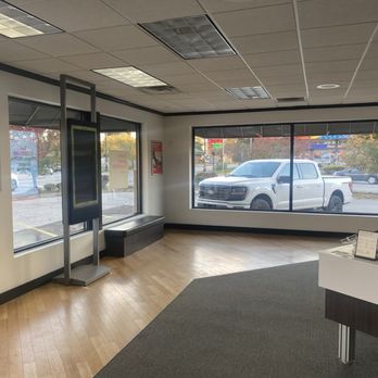 Verizon - Saturday, 26 October 2024 - Mobile Phones Near Me - Cleveland, Ohio Verizon - Saturday, 26 October 2024 - Mobile Phones Near Me - Cleveland, Ohio