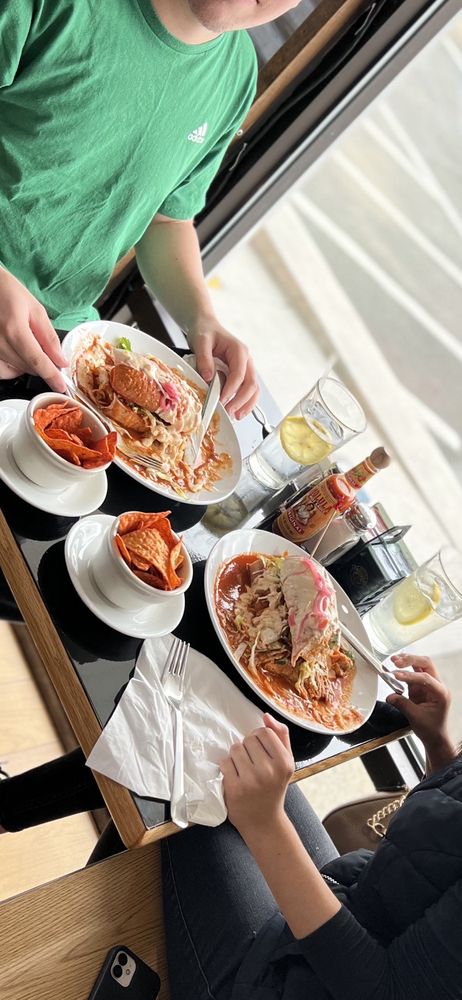 Chilaquiles Los Compadres