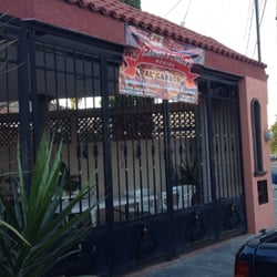 Carnes & Charlie's - Donde se convierte en comedor
