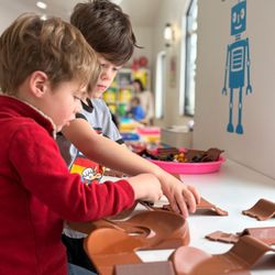 Stemville - Hands- on STEM activities for kids at Stemville indoor play center in Northville and Howell, Michigan