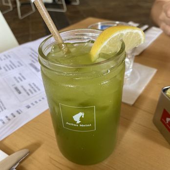 Bachour - Matcha lemonade - Bakeries Near Me - Coral Gables, Florida