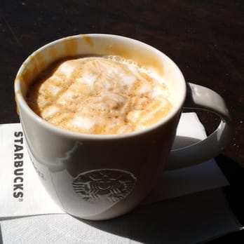 Starbucks - Caramel Macchiato (kleinste Variante fuer 4,25€!!) - Coffee & Tea Near Me - Hamburg, HH