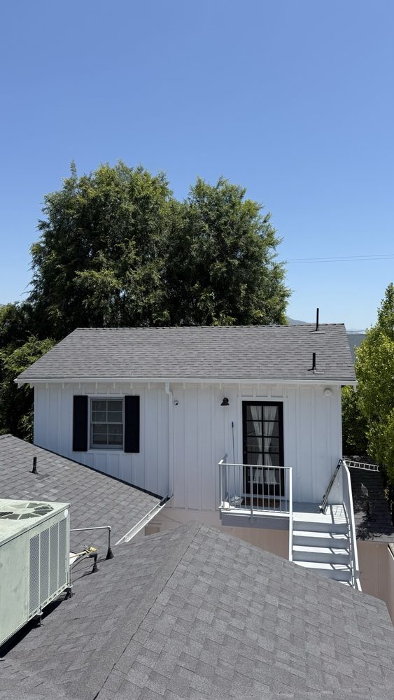 Slide of Golden Summit Roofing