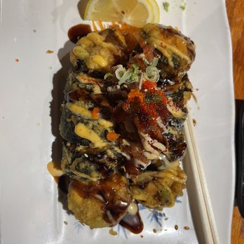 Sushi Ramen - Sushi Ramen Roll. - Sushi Bars Near Me - Sarasota, Florida