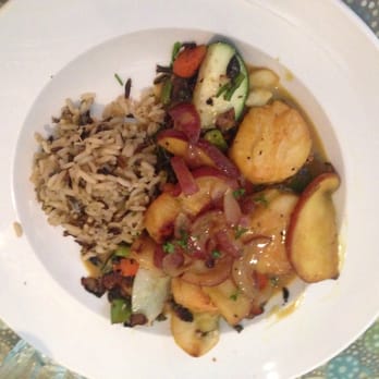 The CD Cafe - Bangkok Scallops - New American Near Me - Solomons, Maryland