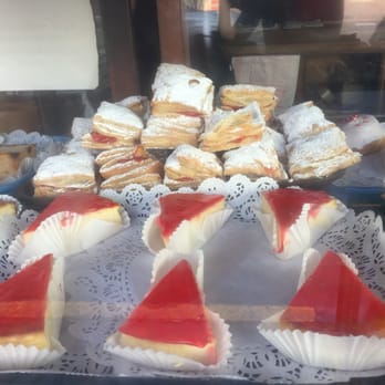 Mallorca - Bakeries Near Me - San Juan, Puerto Rico Mallorca - Bakeries Near Me - San Juan, Puerto Rico