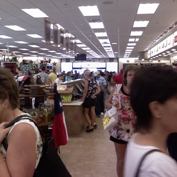 Buc-ee's - Sandwich order station - Gas Stations Near Me - Madisonville, Texas Buc-ee's - Sandwich order station - Gas Stations Near Me - Madisonville, Texas