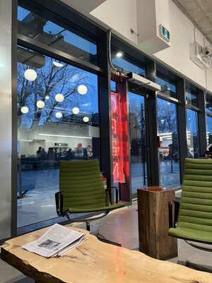 Creeds Coffee Bar by null