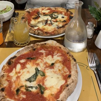 Il Pizzaiuolo - Margherita pizza and eggplant pizza - Pizza Near Me - Florence, FI