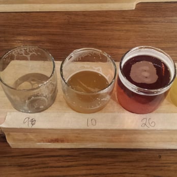 The Draft Shack - When you can't decide what to drink, do a flight! - Bars Near Me - Austin, Texas