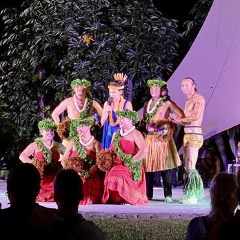 Hawaii Loa Luau - Dinner Theater Near Me - Waimea, Hawaii Hawaii Loa Luau - Dinner Theater Near Me - Waimea, Hawaii