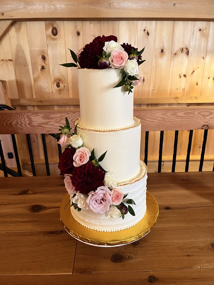 Olga’s Cakes Logo