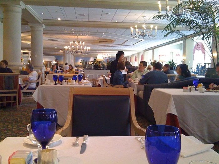 PALM COURT Updated May 2024 14750 Conference Center Dr, Chantilly