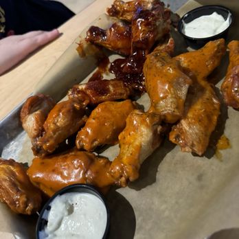 Buffalo Wild Wings - Sports Bars Near Me - Castle Rock, Colorado Buffalo Wild Wings - Sports Bars Near Me - Castle Rock, Colorado
