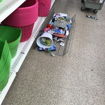 Dollar Tree - Discount Store Near Me - Memphis, Tennessee