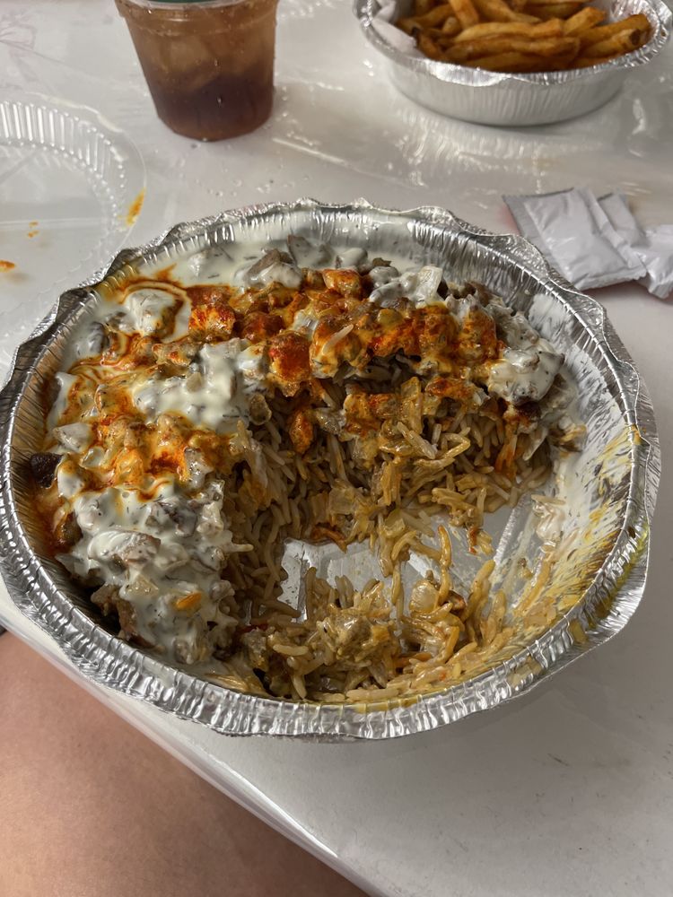 Island Halal Food Logo