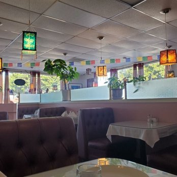 Himalayan Kitchen - Inside of the location, looking from back to front - Himalayan/Nepalese Near Me - Encinitas, California