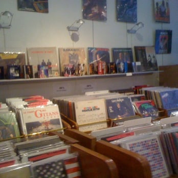 Made In - Vinyl Records Near Me - Toulouse, 31 Made In - Vinyl Records Near Me - Toulouse, 31