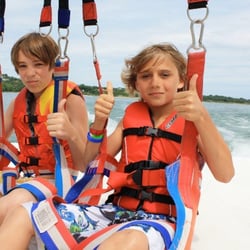 Camp On the Move - Parasailing