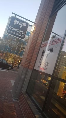 Bulldega Urban Market by null