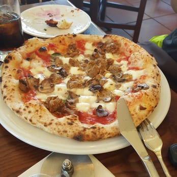 Spacca Napoli - Pizza Near Me - Chicago, Illinois Spacca Napoli - Pizza Near Me - Chicago, Illinois