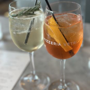 Pizzeria Vetri - Hugo and Aperol spritz - Pizza Near Me - Devon, Pennsylvania