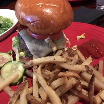 4th Wall Restaurant & Bar - The Burger Lunch - Pubs Near Me - Boston, Massachusetts 4th Wall Restaurant & Bar - The Burger Lunch - Pubs Near Me - Boston, Massachusetts