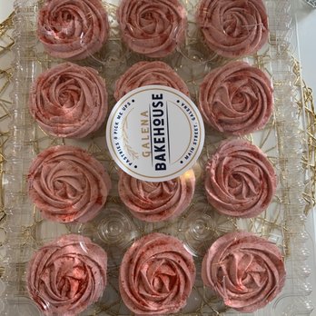 Galena Bakehouse - As you can see, we were very interested in delicious desserts and they delivered. These cupcakes were incredible, highly recommend. - Bakeries Near Me - Galena, Illinois Galena Bakehouse - As you can see, we were very interested in delicious desserts and they delivered. These cupcakes were incredible, highly recommend. - Bakeries Near Me - Galena, Illinois
