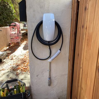 Go Green Electric - E/V Tesla charger installed in Sherman oaks - Electricians Near Me - Reseda, California Go Green Electric - E/V Tesla charger installed in Sherman oaks - Electricians Near Me - Reseda, California