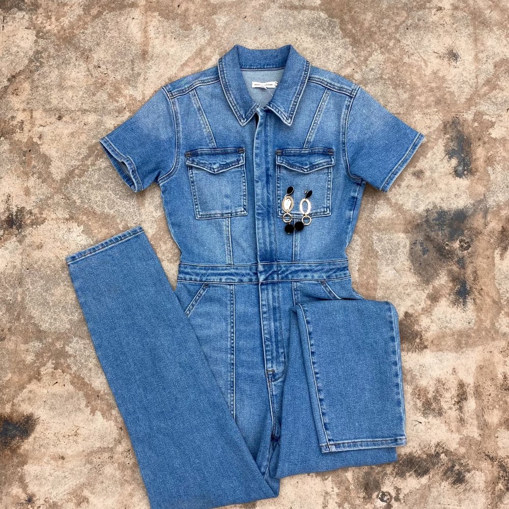 Consignment Palm Beach Gardens: Discover Hidden Treasures 4 Consignment Palm Beach Gardens: Discover Hidden Treasures