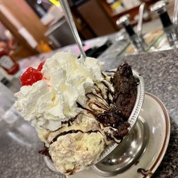 Brownie Sundae Brownie Sundae