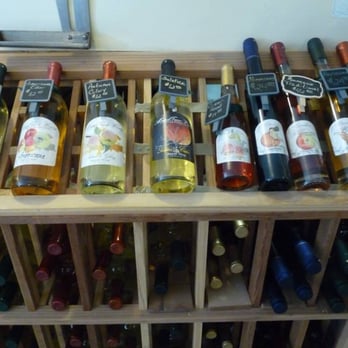Aeppeltreow Winery - Wineries Near Me - Burlington, Wisconsin