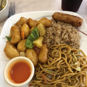Mama Tang Restaurant - Mouthwatering sweet and sour chicken combo plate - Chinese Near Me - Springdale, Arkansas Mama Tang Restaurant - Mouthwatering sweet and sour chicken combo plate - Chinese Near Me - Springdale, Arkansas