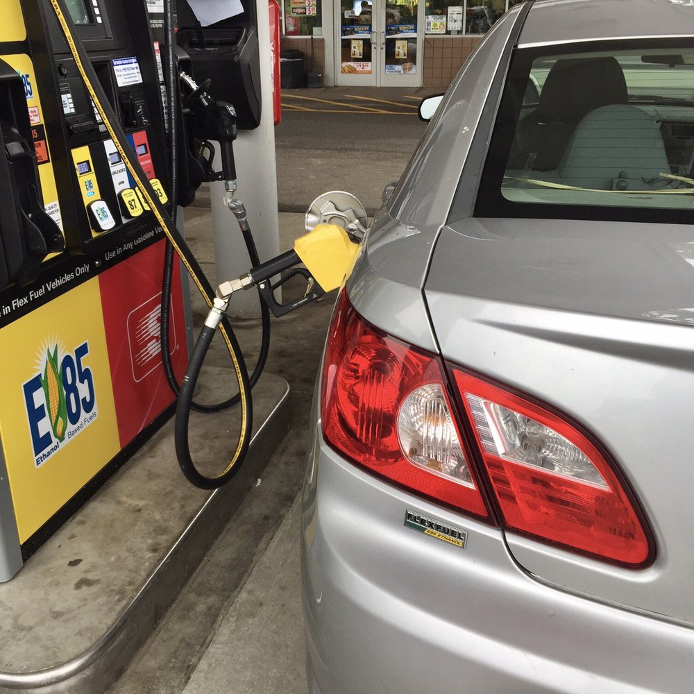 Speedway - Filling up the spare car with E85 - Gas Stations Near Me - Bath, Michigan