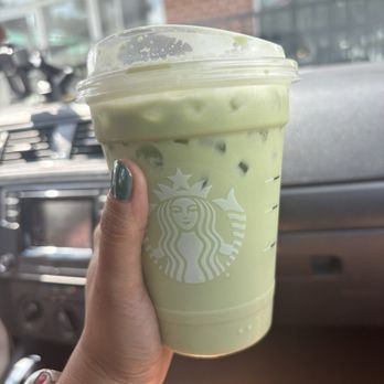 Starbucks - Coffee & Tea Near Me - Stockbridge, Georgia Starbucks - Coffee & Tea Near Me - Stockbridge, Georgia