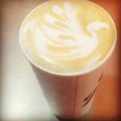 Café Parabién - Capuccino con mocca blanco y leche deslactosada