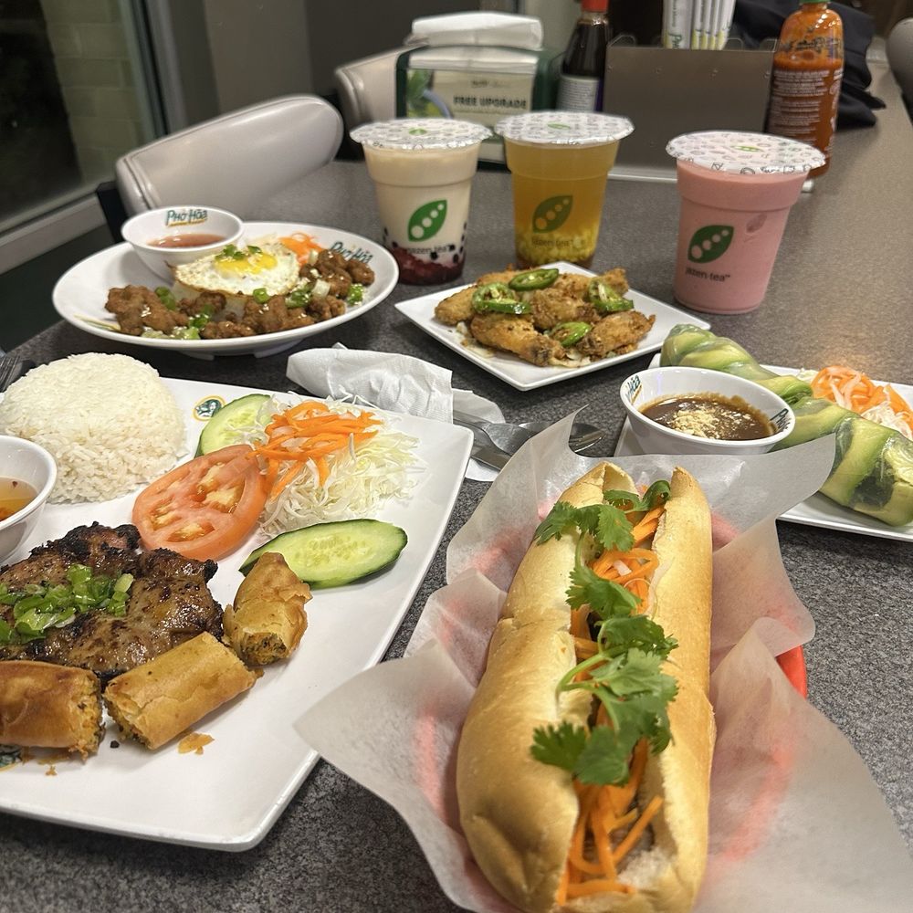 Pho Hoa Noodle Soup - Vietnamese Near Me - Surrey, British Columbia