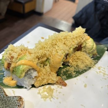 Yoshi Sushi - Yoshi Special Roll - Japanese Near Me - Milpitas, California