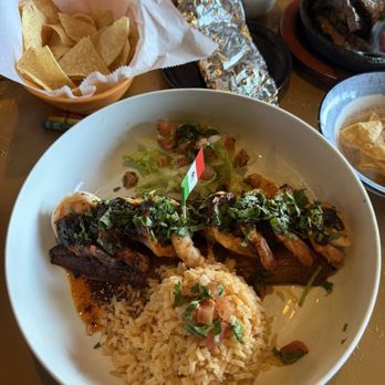 La Pizca Mexican Grill & Cantina - Chocolate Mole Shrimp - Seafood Near Me - Conroe, Texas La Pizca Mexican Grill & Cantina - Chocolate Mole Shrimp - Seafood Near Me - Conroe, Texas