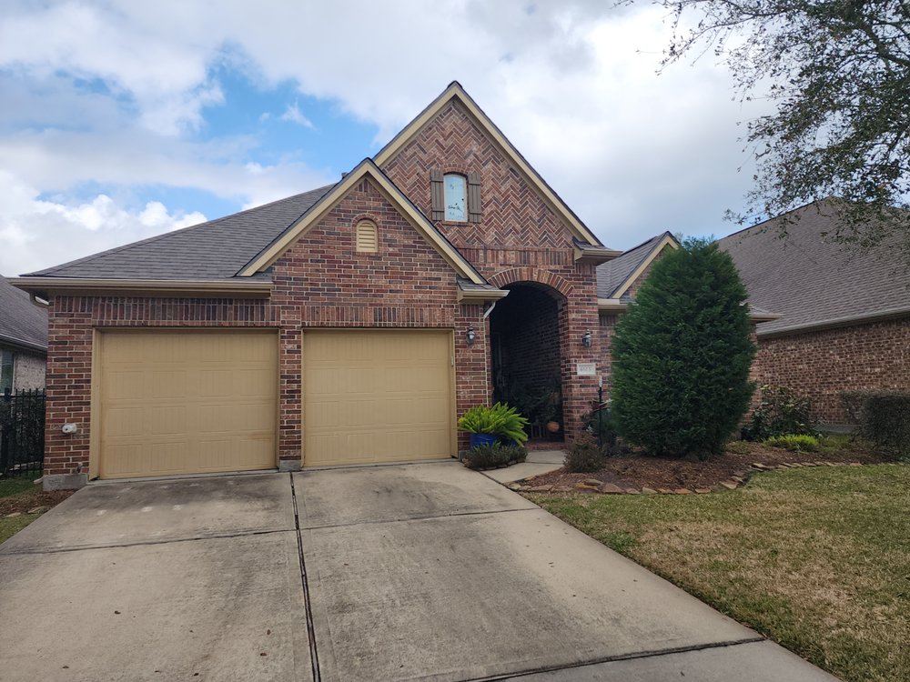 Slide of Design Roofing Solutions