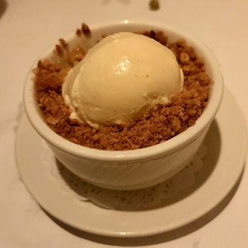 Cecchi's - Apple dessert - American Near Me - New York, New York Cecchi's - Apple dessert - American Near Me - New York, New York