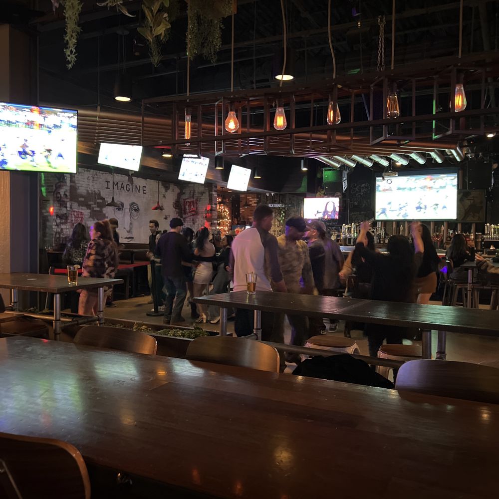 Copper Blues Live - Oxnard - Copper blues - New American Near Me - Oxnard, California Copper Blues Live - Oxnard - Copper blues - New American Near Me - Oxnard, California