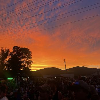 Silverados - Music Venues Near Me - Black Mountain, North Carolina Silverados - Music Venues Near Me - Black Mountain, North Carolina